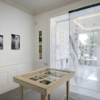 Installation view, »Disappearing Body – Becoming Tsujimura. © Malle Madsen, courtesy Heirloom and Bluestockings  