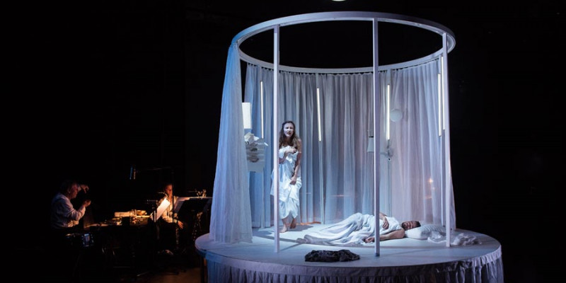 Nicolai Worsaae: ‘Downfall’. © Søren Meisner Nicolai Worsaae: ‘Downfall’. © Søren Meisner
