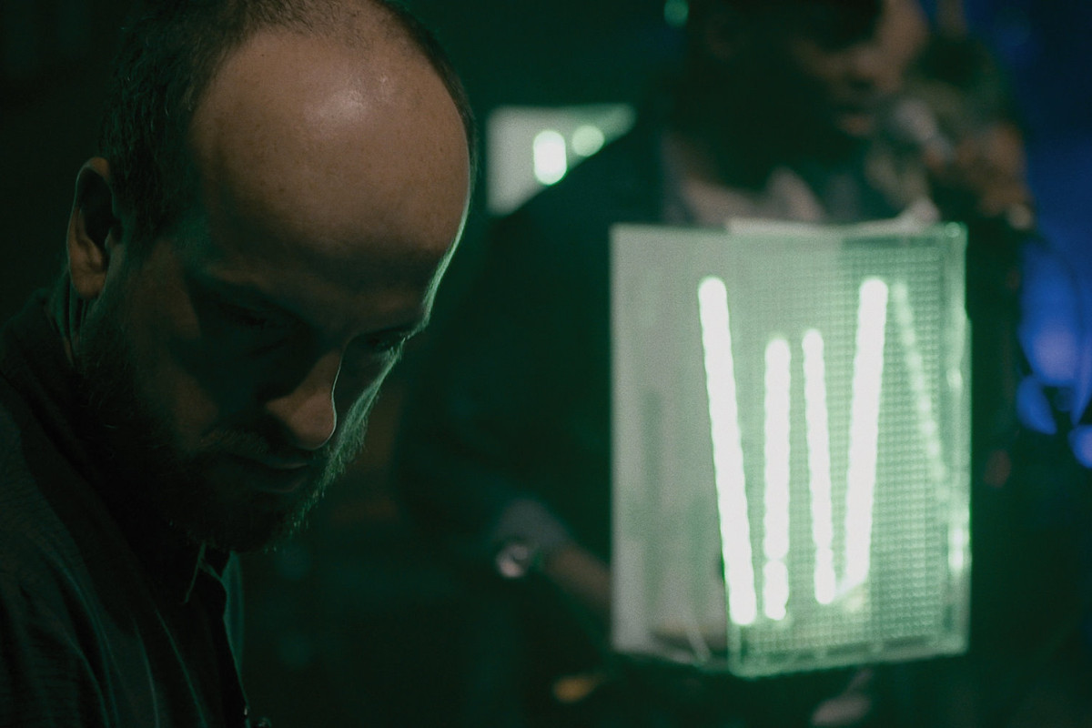 Matthew Herbert i Enrique Sánchez Lanschs »A Symphony of Noise«. © Kloos und Co. Medien Matthew Herbert i Enrique Sánchez Lanschs »A Symphony of Noise«. © Kloos und Co. Medien